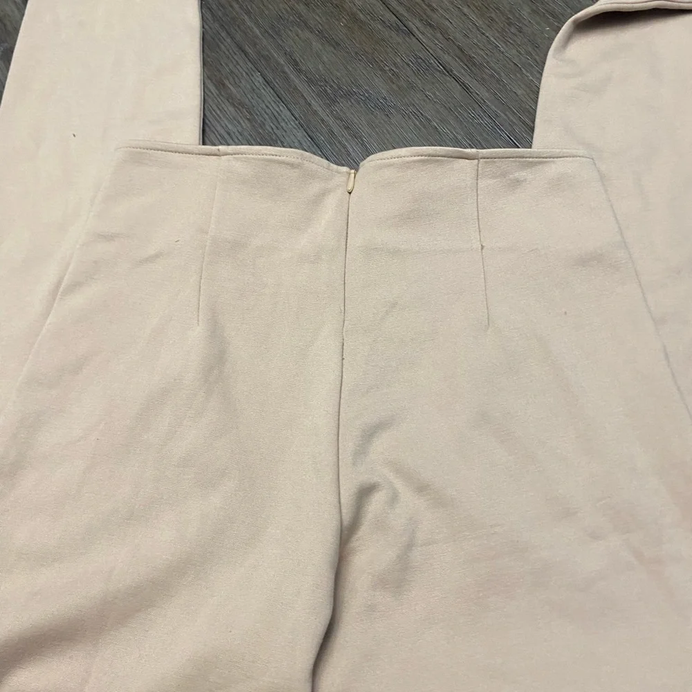 Nike embroidered-swoosh detail leggings pleated front size small